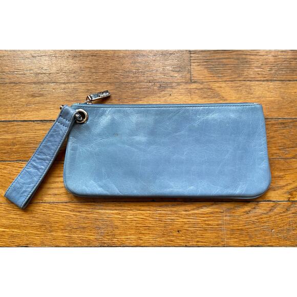 HOBO INTERNATIONAL Blue Leather Clutch/Wristlet - Picture 7 of 9